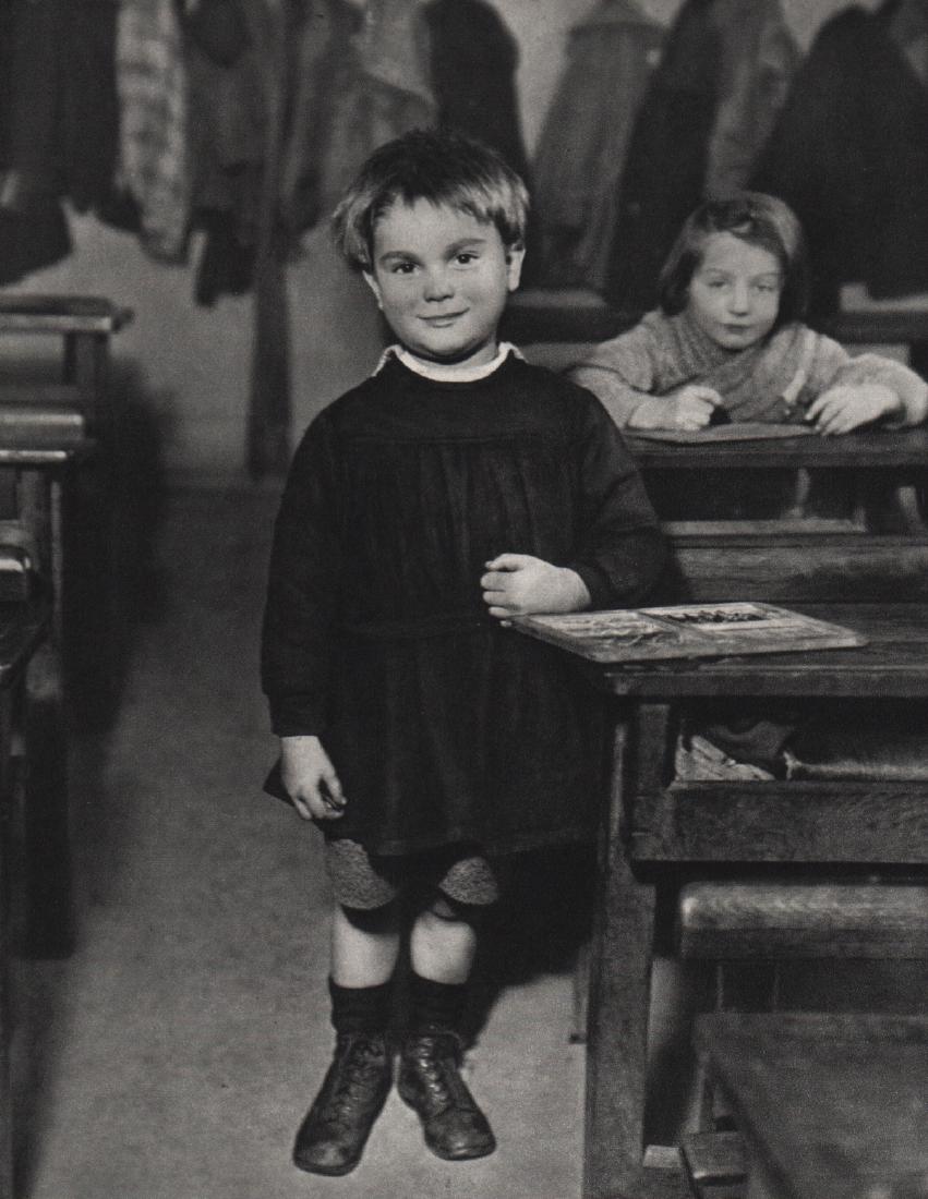 ANDRE KERTESZ - Ernest, Paris 1931: Artist: ANDRE KERTESZ Print Title: Ernest, Paris 1931 Medium: Sheet-Fed Gravure Printing Date: 1972 Printed in France Image size approx. 6.5 x 8.25 inches Andre Kertesz(1894-1985) born Kertesz Andor,