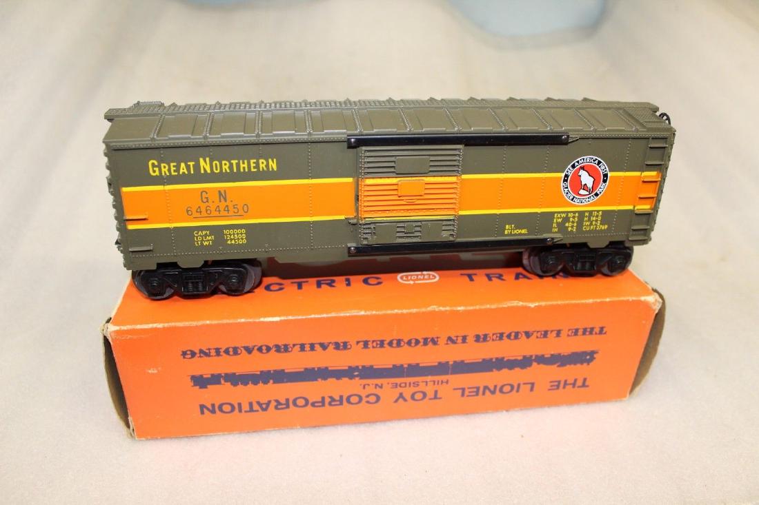 Lionel Postwar 6464-450 GN Great Northern Boxcar (1 of 12)