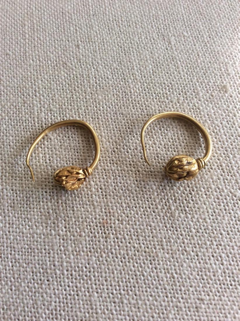 Ancient Roman Gold Earrings (1 of 2)