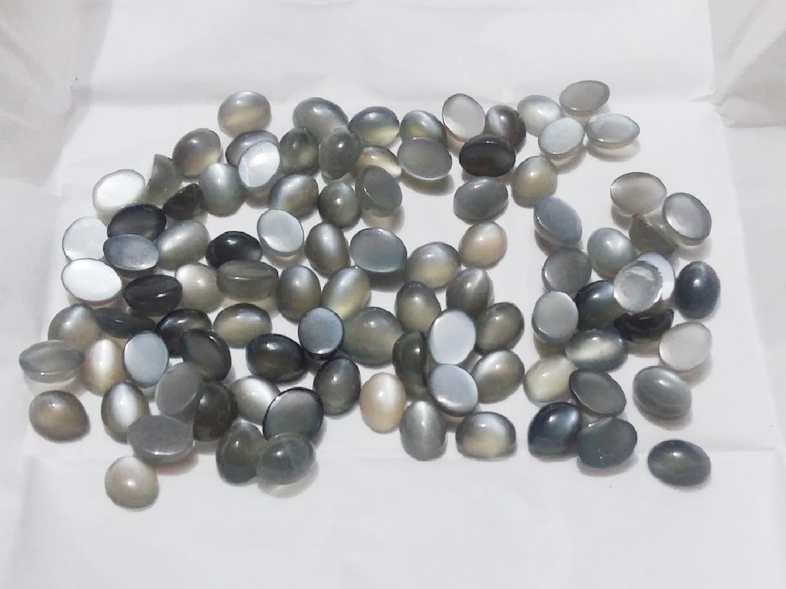Natural Moonstone Gemstone Wholesale Lot: Item: Natural Moonstone Gemstone Wholesale Lot Gemstones: Moonstone Carat Weights: 131 Size/Dimensions: 8 X 6 X 4 No. of Pcs: 95 Please note that this lot has a confidential reserve. When you leave a
