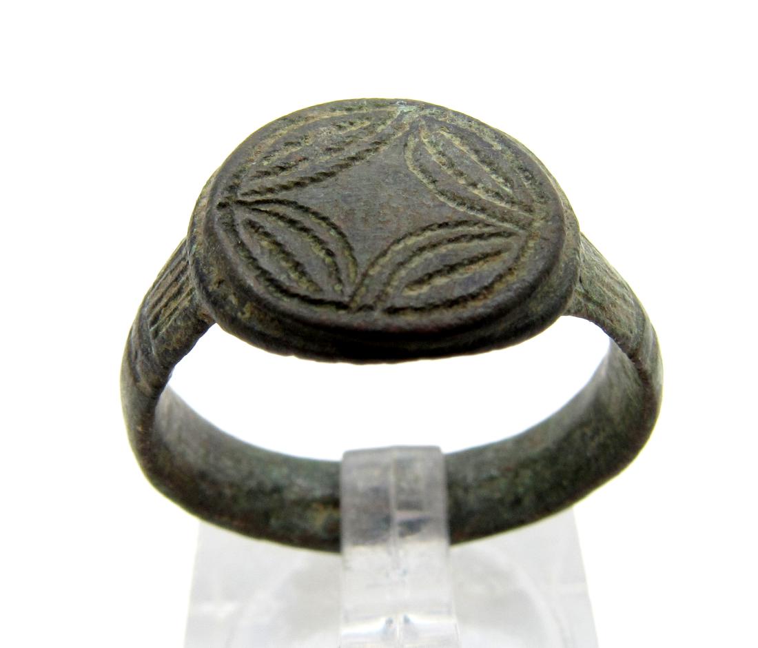 Medieval Crusaders Bronze "Star of Bethlehem" Ring (1 of 3)