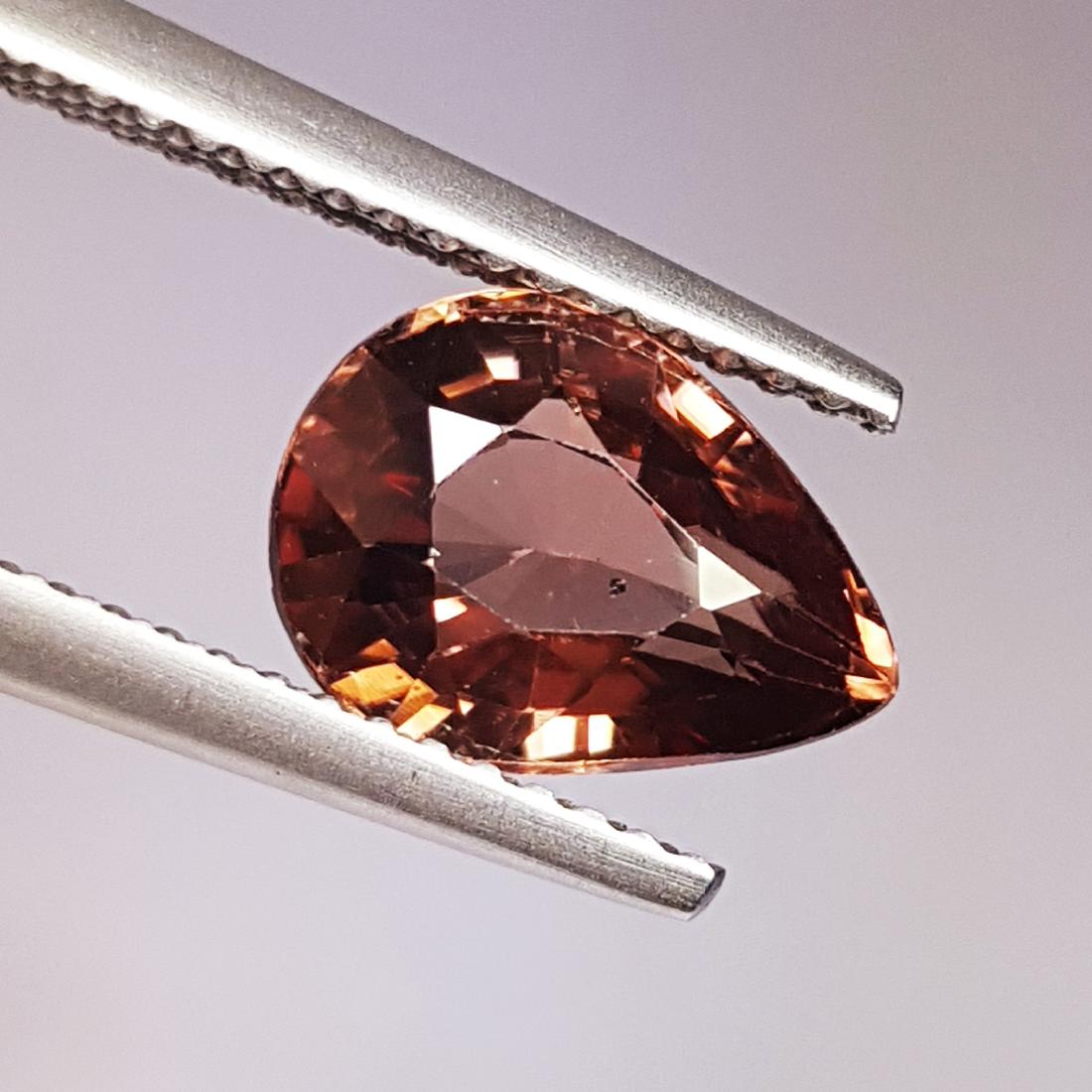 Zircon - 3.43 Carat Loose: Item: Zircon - 3.43 ct Loose gemstone Color/Clarity: VVS Carat Weight: 3.43 Size (mm): 9.90 x 7.40 x 5.10 Pear - Cambodia No Reserve: This lot starts at $1 and has no reserve as a courtesy so that col