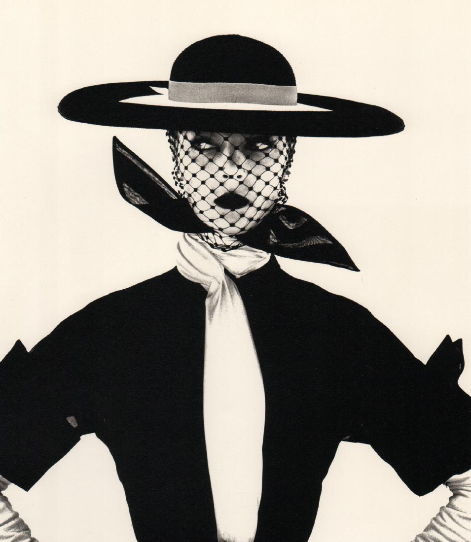 IRVING PENN - Vogue Cover, NY, 1950: Artist: IRVING PENN Print Title: Vogue Cover, NY, 1950 Medium: quad-tone Photoengraving Printed 1991 in the US Image size (inches) approx.8 x 7” Irving Penn was an American photographer known for hi