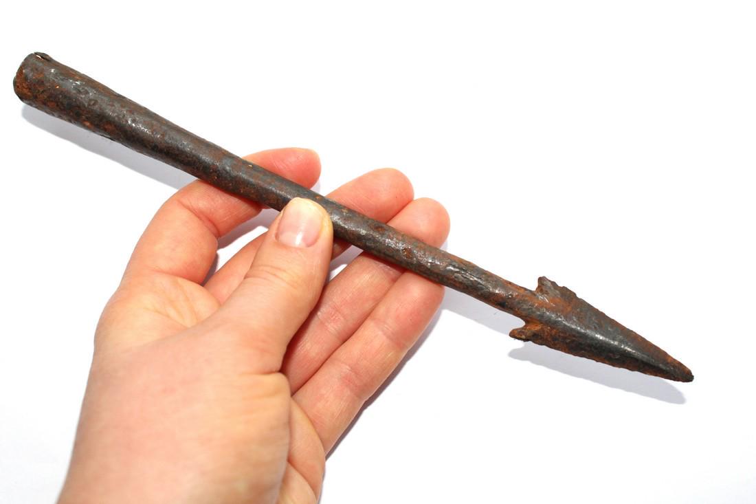 Medieval Iron Pointed Spearhead (1 of 3)