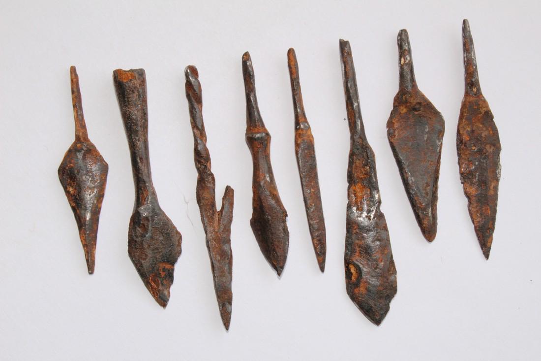 Medieval Iron Little Arrowheads (8) (1 of 6)