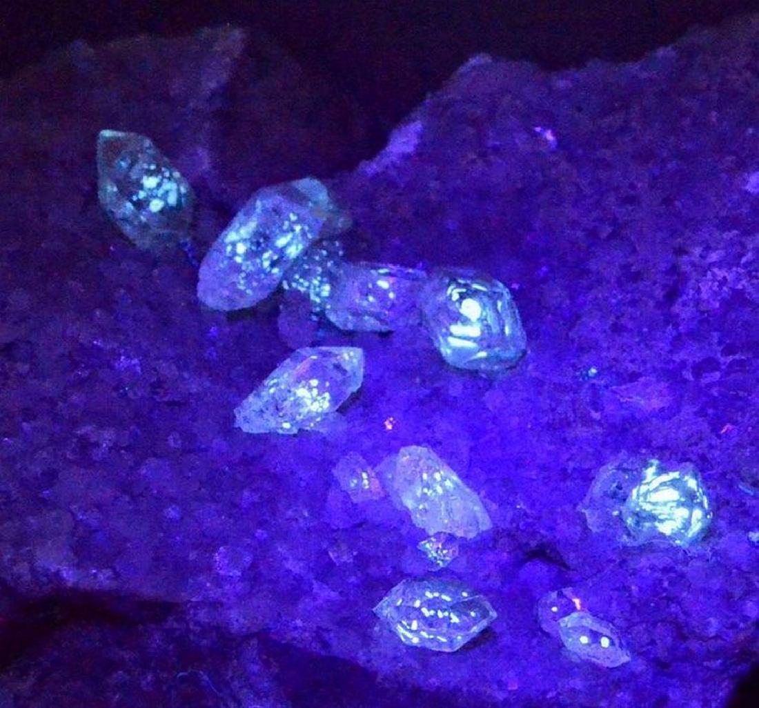 Fluorescent Petroleum Diamond Quartz Crystals on (1 of 10)