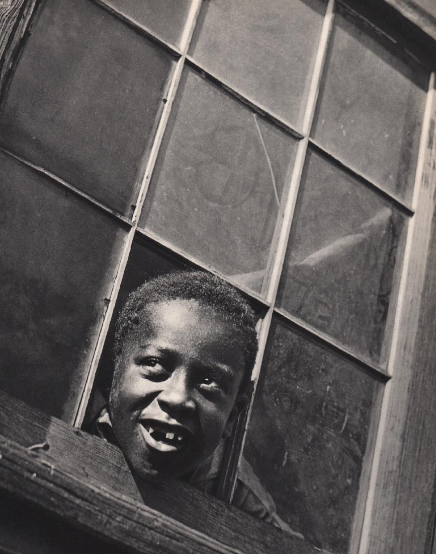 BOB LEAVITT - Child in the Window: Artist: BOB LEAVITT Print Title: Child in the Window Medium: Sheet-fed Gravure Printing Date: 1939 Printed: France Image size approx. 9 x 11 inches No Reserve: This lot starts at $1 and has no reserve