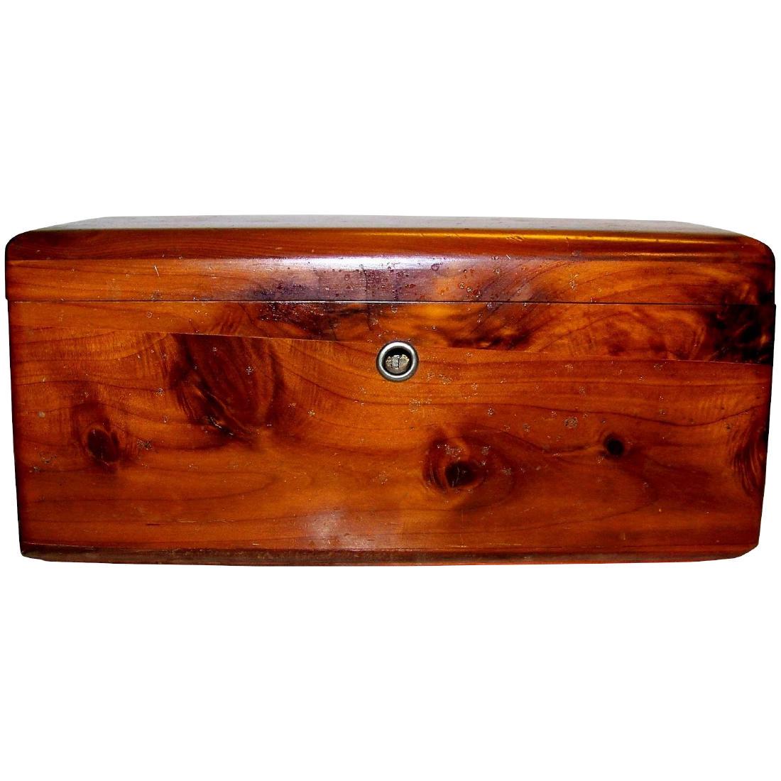 Vintage Lane Cedar Wood Jewelry Box (1 of 7)