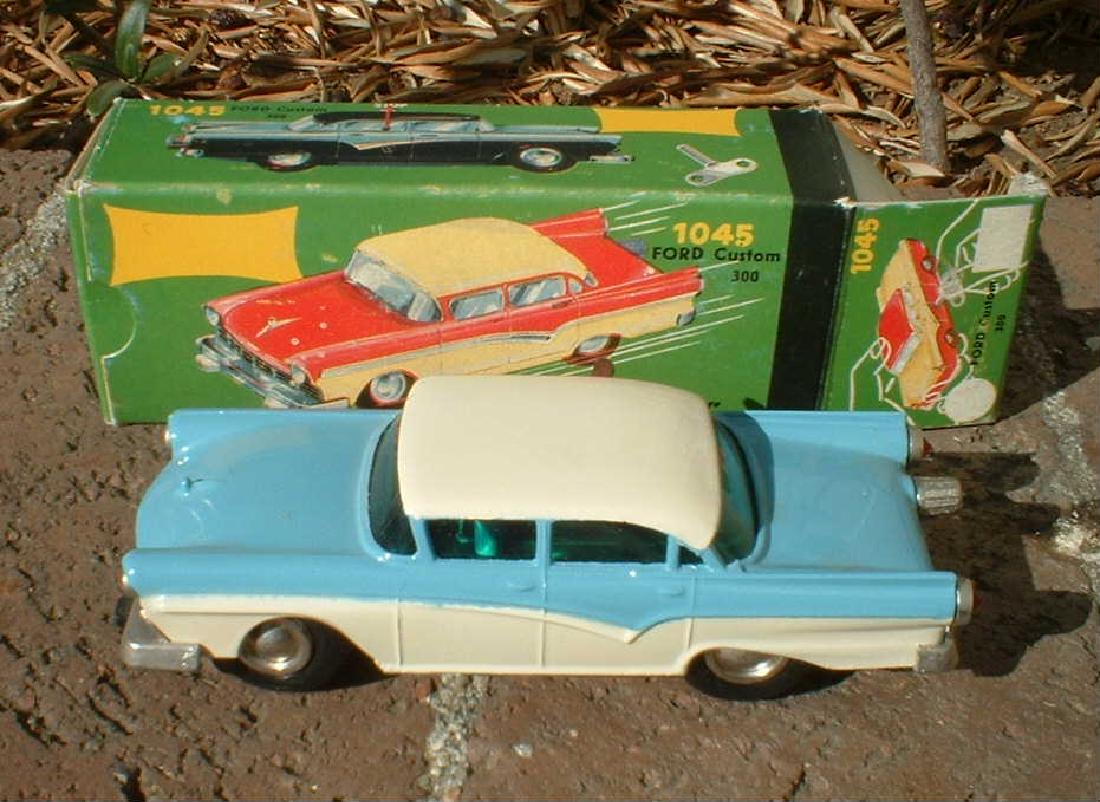 Schuco Microracer 1045 (1 of 4)