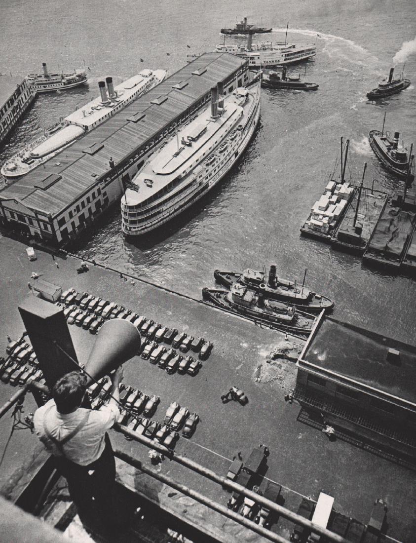 ANDRE KERTESZ - Pier in New York, 1939: Artist: ANDRE KERTESZ Print Title: Pier in New York, 1939 Medium: Sheet-Fed Gravure Printing Date: 1976 Printed in Japan Image size approx. 7.25 x 9.25 inches Andre Kertesz(1894-1985) born Kertesz And