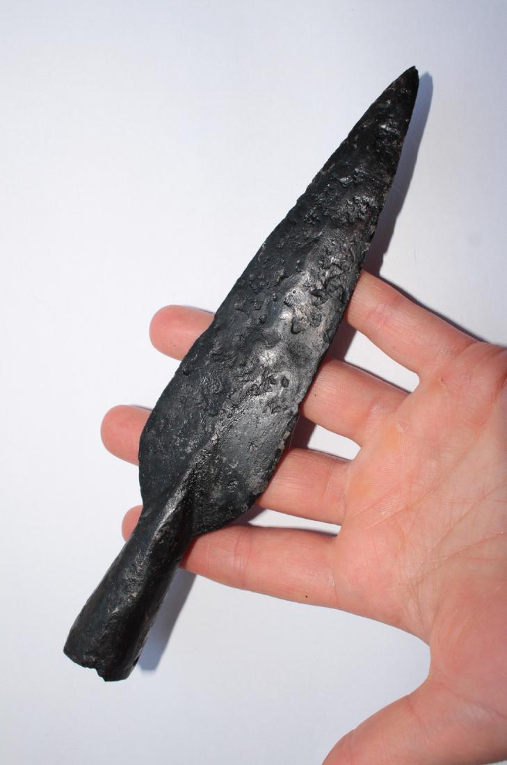 Skythian Iron Spearhead: Skythian iron spearhead Europe 7th century BC - 3rd century AD iron 187 mm place of discovery - Ukraine, Ukrainian private collection Please note that this lot has a confidential reserve. When you lea