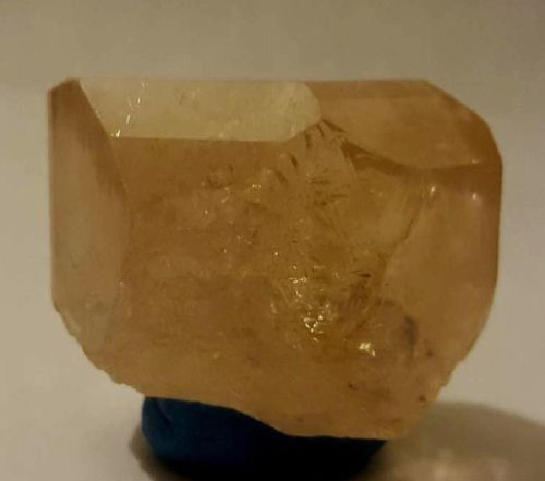 HONEY TOPAZ CRYSTAL (1 of 4)