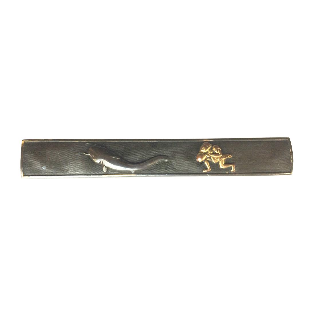 Signed kozuka (knife handle) by Toshimitsu. (1 of 3)