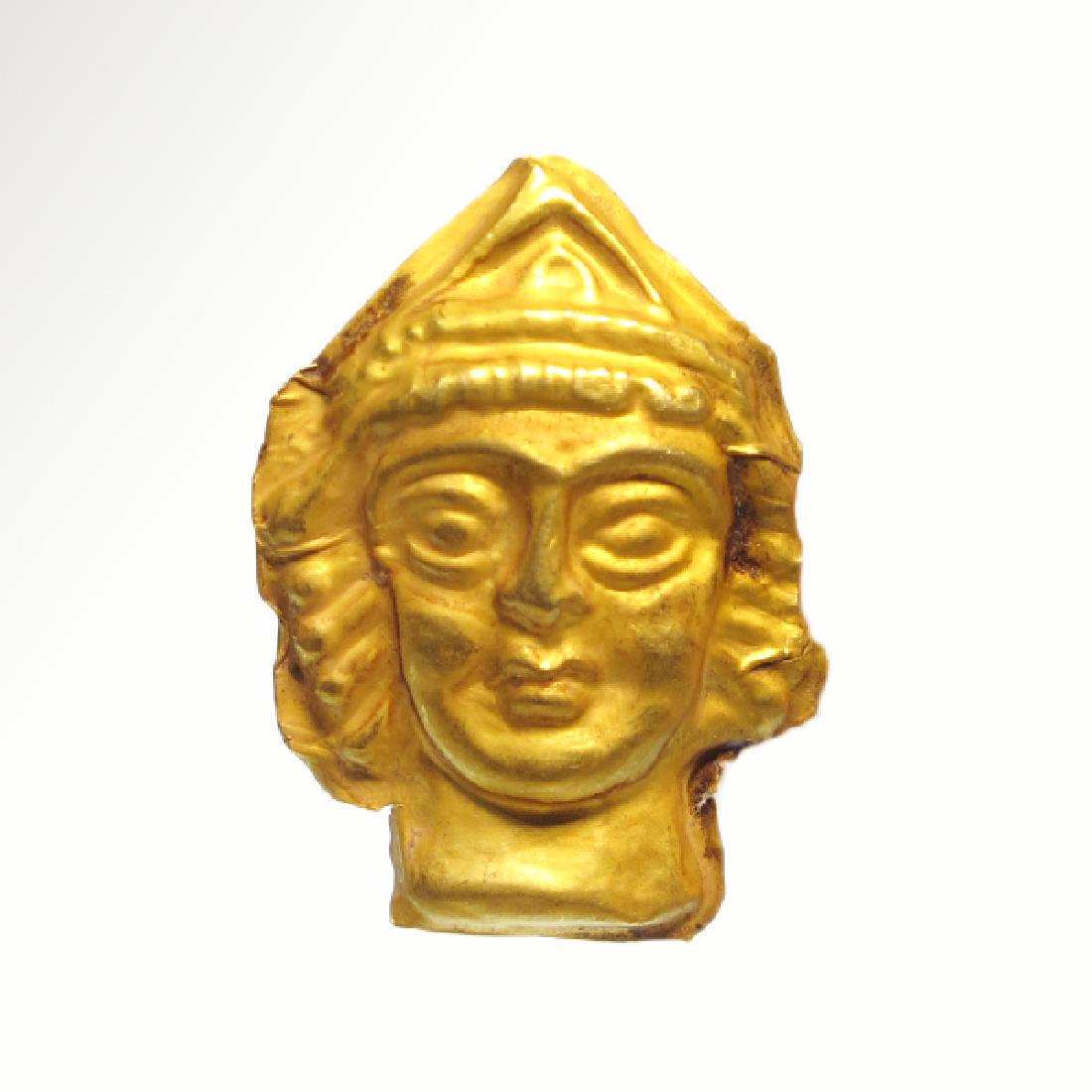 Roman Gold Pendant with Head of Man 2nd-3rd Century AD (1 of 4)