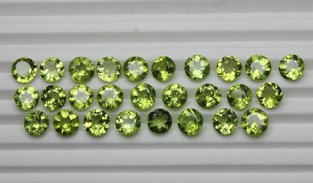 13.30 Ct Peridot 5 mm - NR (1 of 2)