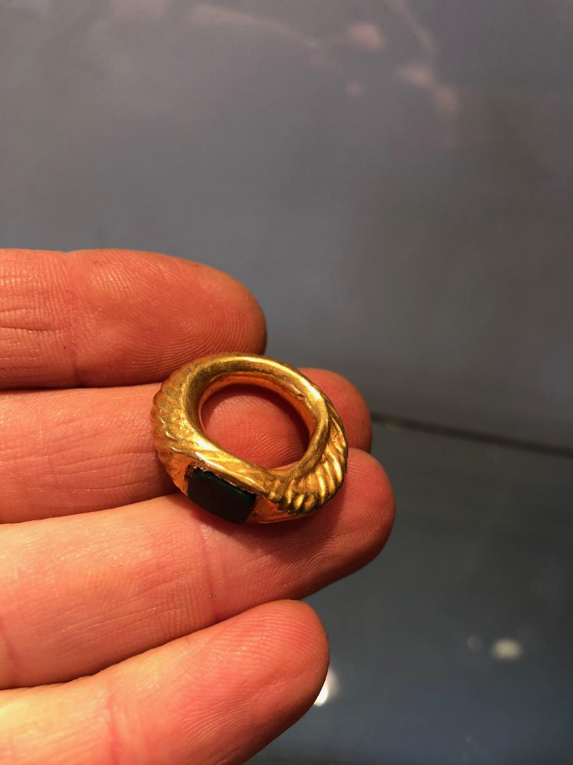 Roman Ring in Gold 22k Late 19th Century Cabochon Jade (1 of 9)