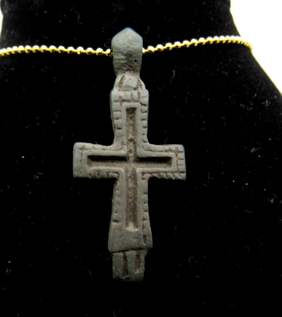 Crusader reliquary Double Cross Pendant (1 of 2)