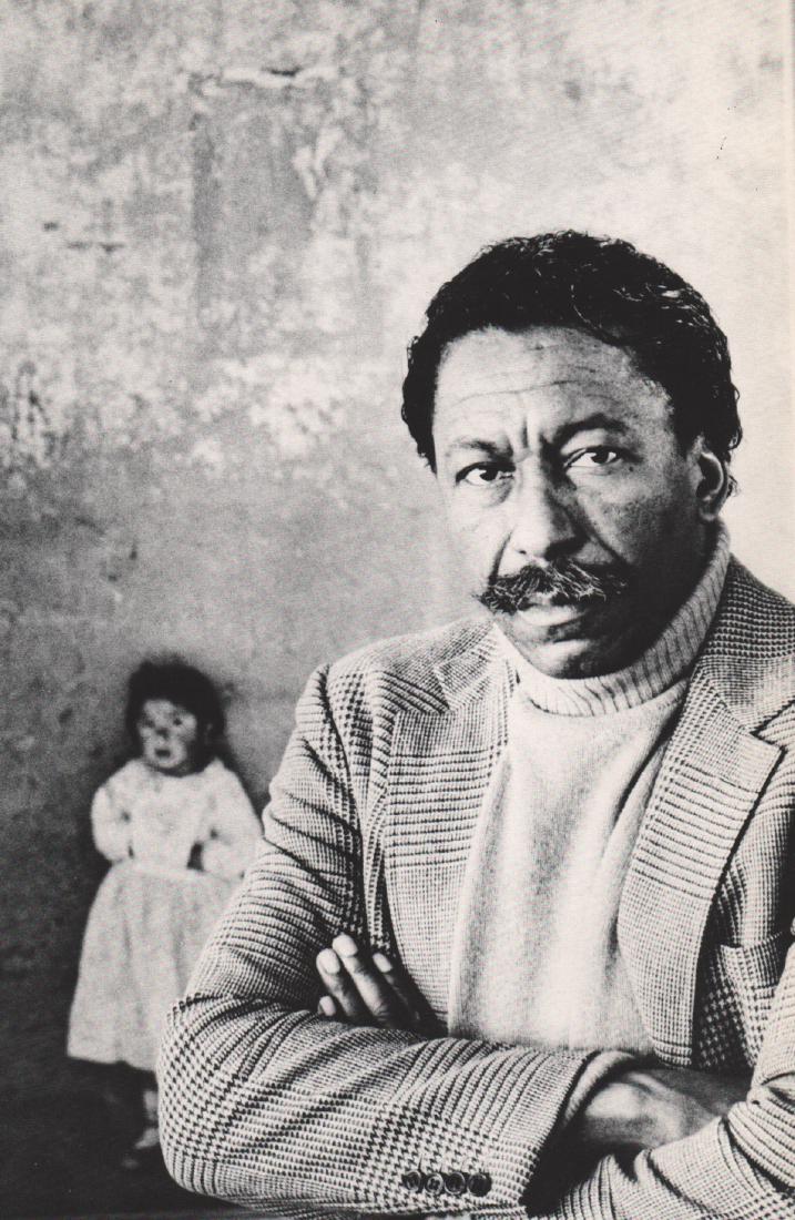 ALFRED EISENSTAEDT - Gordon Parks: Artist: ALFRED EISENSTAEDT Print Title: Gordon Parks Medium: Sheet-fed Gravure Printing Date: 1969 Printed in the USA Image Size: 6.5 x 10.5 inches Alfred Eisenstaedt (1898-1995) was a German-born Am