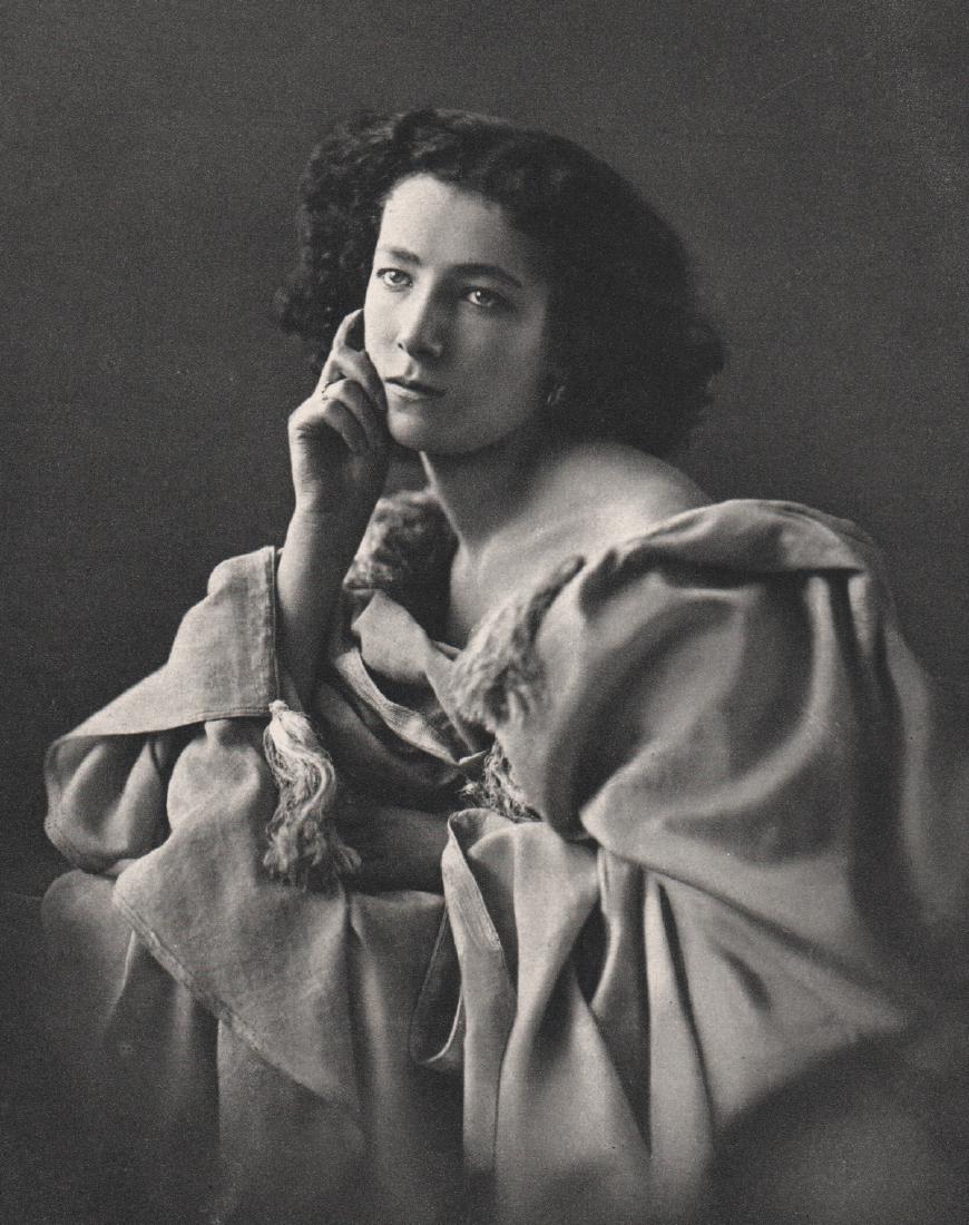 NADAR - Sarah Bernhardt, 1859: Artist: NADAR Print Title: Sarah Bernhardt, 1859 Medium: Sheet-Fed Gravure Printed in 1964 Printed in the Netherlands Image size approx. 6.25 X 8 inches Gaspard-Félix Tournachon(1820-1910) known by t