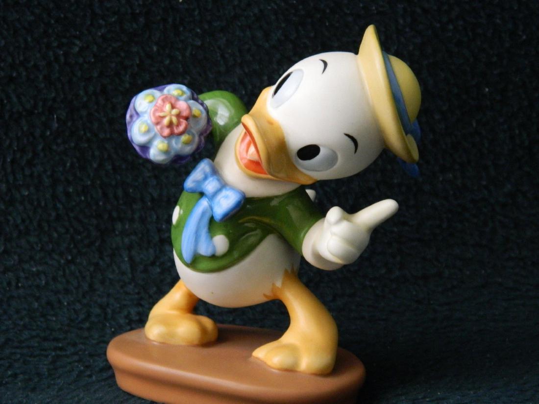 WDCC DISNEY CLASSIC-HUEY NEPHEW FROM MR. DUCK STEPS (1 of 2)