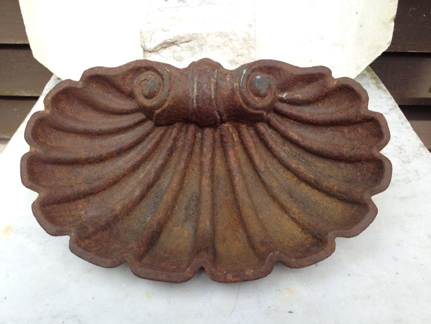 19thc Cast Iron Shell in Good Weathered Surface. (1 of 6)