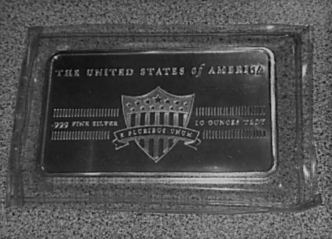 10 Ounce Silver Bar (1 of 2)