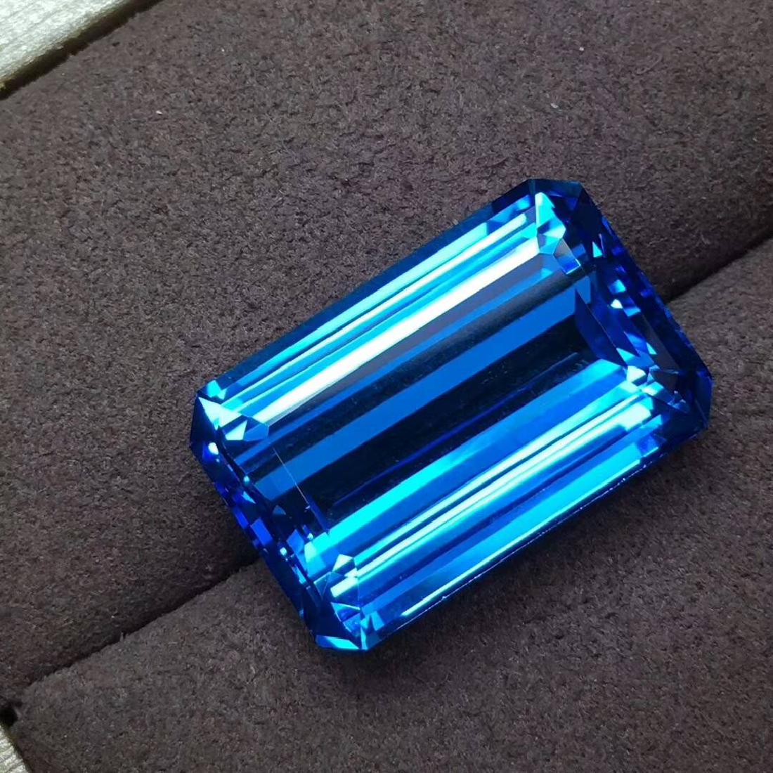 Natural Topaz Loose gemstone - 27.57 ct (1 of 3)