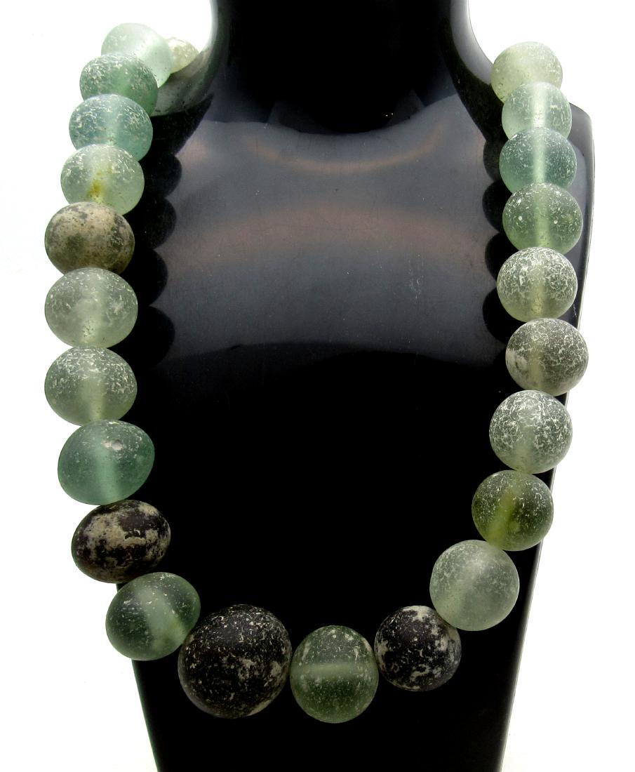 Medieval Crusaders Holy Land Glass Beaded Necklace (1 of 4)