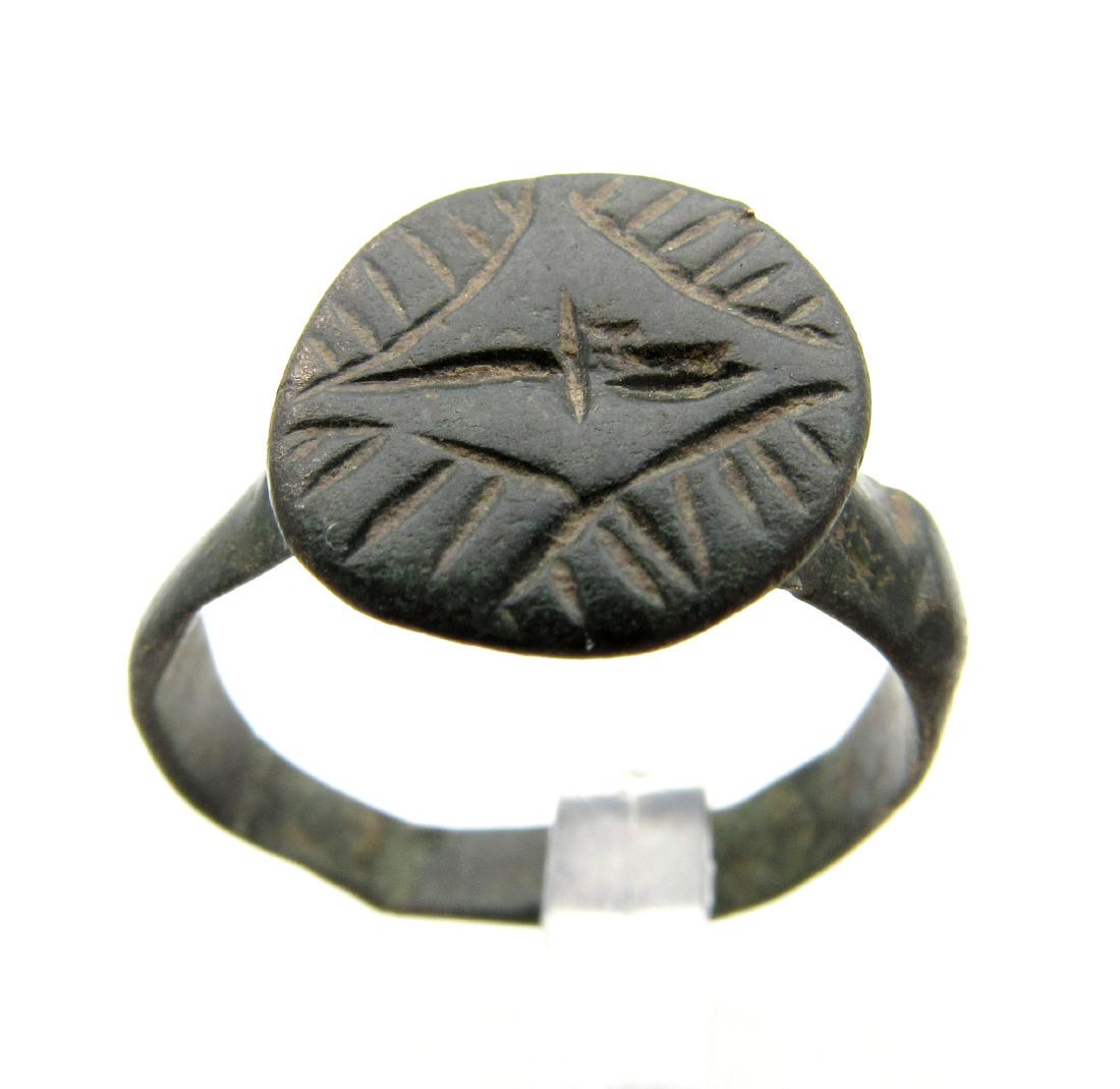 Medieval Crusaders Bronze Ring with Star of Bethlehem (1 of 3)