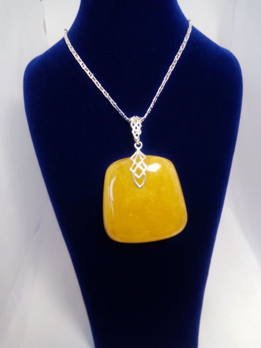 Natural Baltic Amber pendant egg yolk colour, silver (1 of 7)