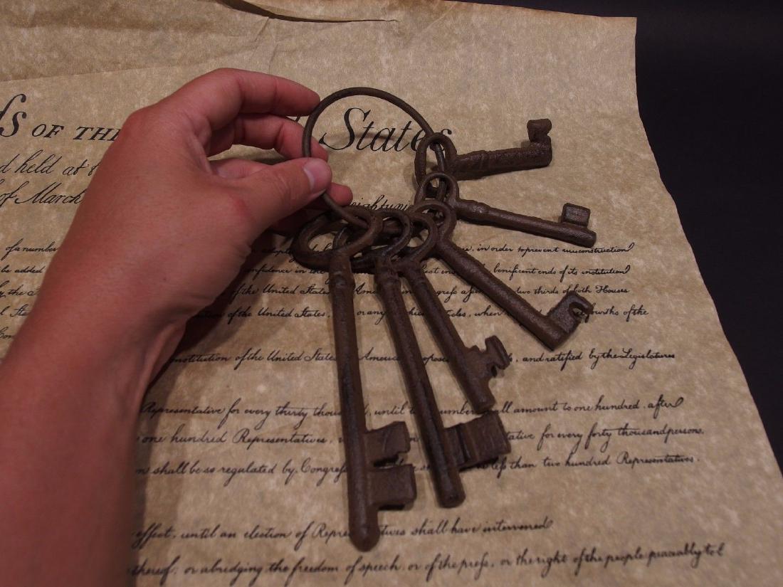 Cast Iron Ring of Keys (1 of 3)