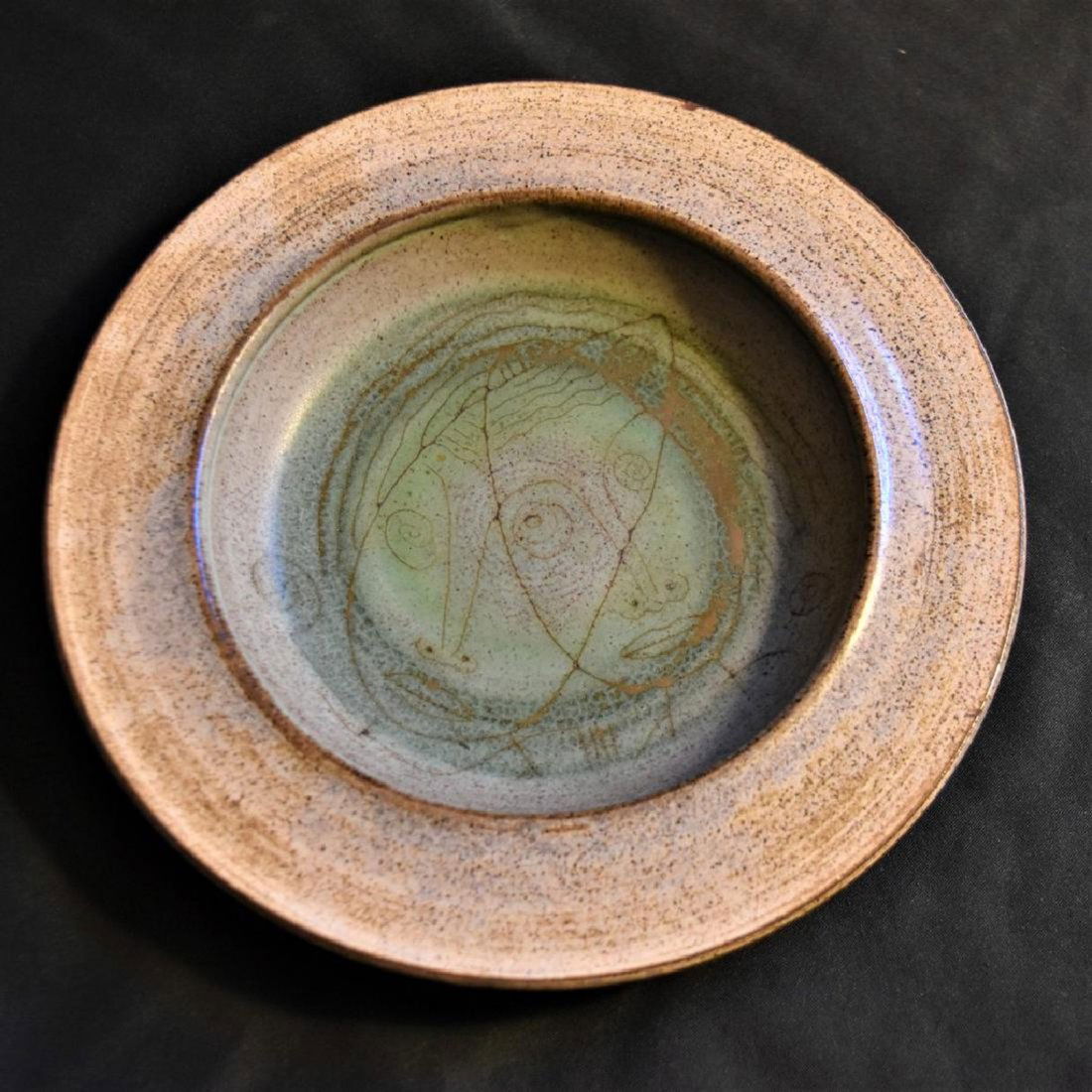 Edwin and Mary Scheier Art Pottery Dish with Two (1 of 5)