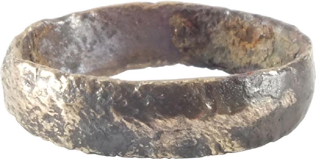 GOOD VIKING WOMAN’S WEDDING RING 10th-11th CENTURY (1 of 3)