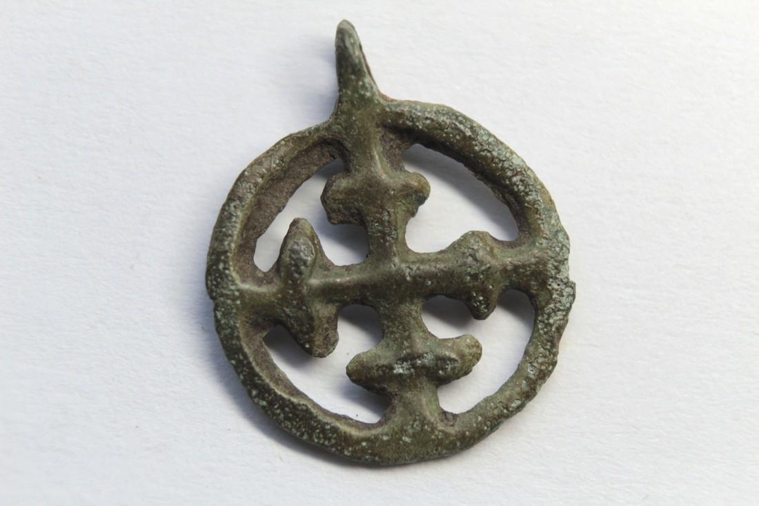 Medieval Orthodox Bronze Pendant With Cross: Medieval orthodox bronze pendant with cross Europe 9th - 14th century, Kievan Rus bronze 16x20mm place of discovery - Ukraine, Ukrainian private collection Please note that this lot has a confidential