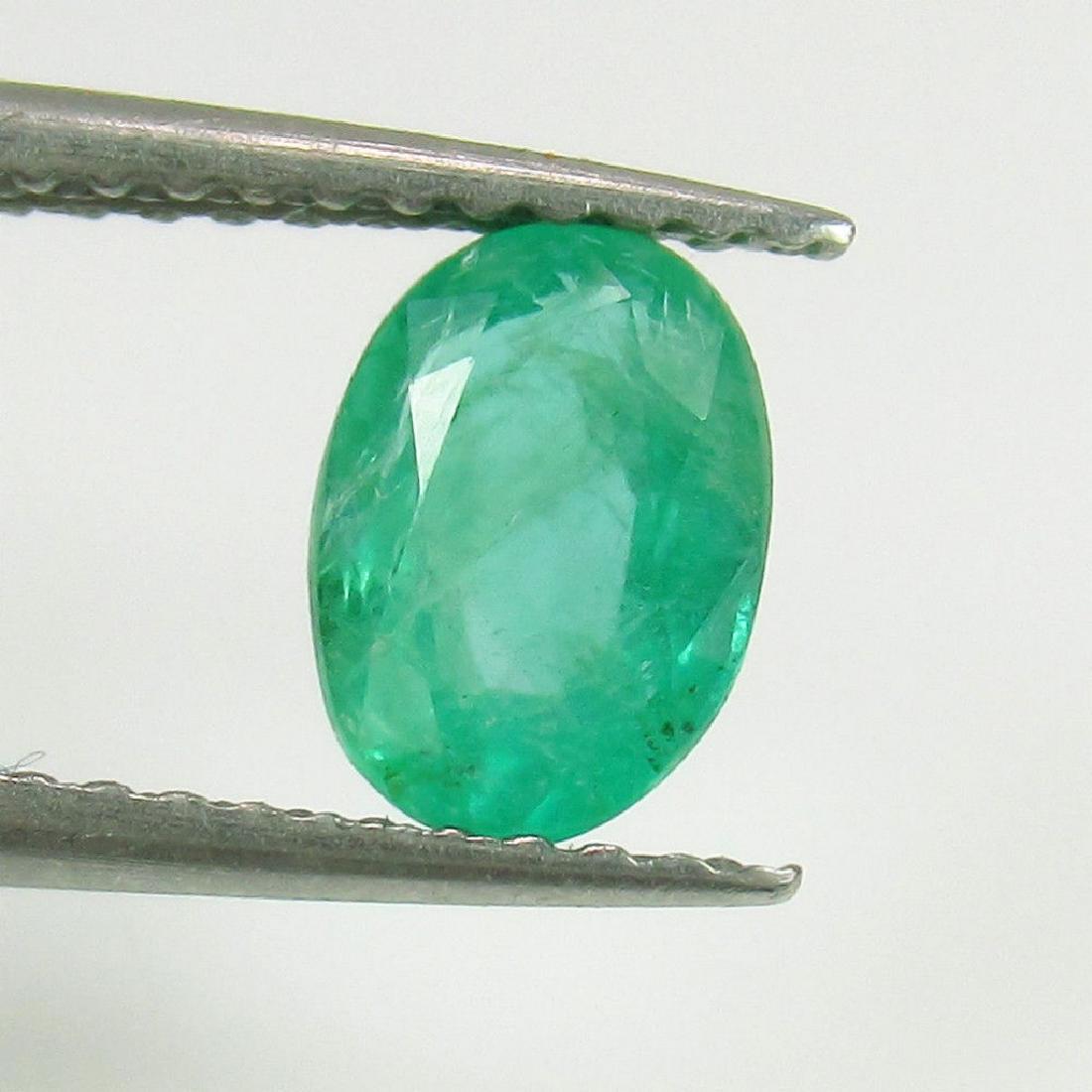 0.85 Ct Loose Zambian Emerald Oval cut (1 of 2)