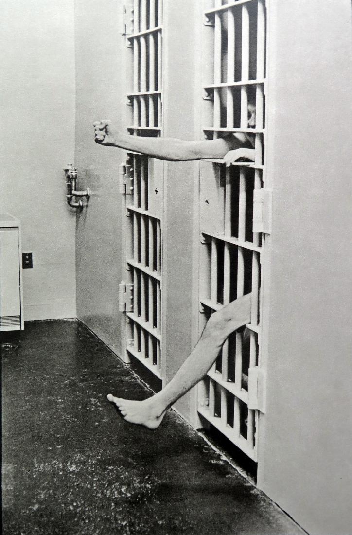 HENRI CARTIER BRESSON - Cell in a model prison in USA: Artist: Henri Cartier Bresson Title: Cell in a model prison in the U.S.A. 1975 Date Printed: 1979 Heliogravure Printer Location: Electa Italy Size: 27x 18 cm - 10.6x 7 inch Mount Size: 30x40 cm - 15.7