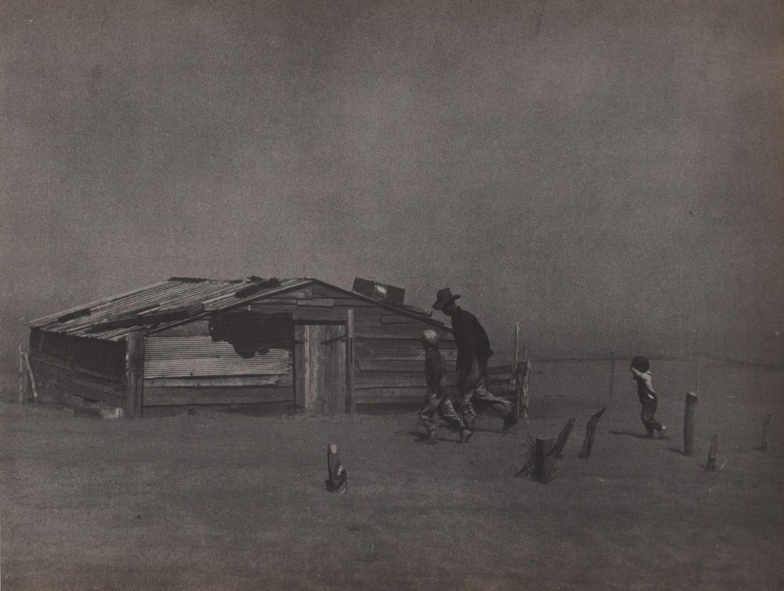 ARTHUR ROTHSTEIN - Dust: Title: Arthur Rothstein - Dust Origin: USA Date: 1937 Materials: Duotone Photoengraving Size: 8.25x11" Duotone Photoengraving by Arthur Rothstein heat mounted on an archival board. Please note that th