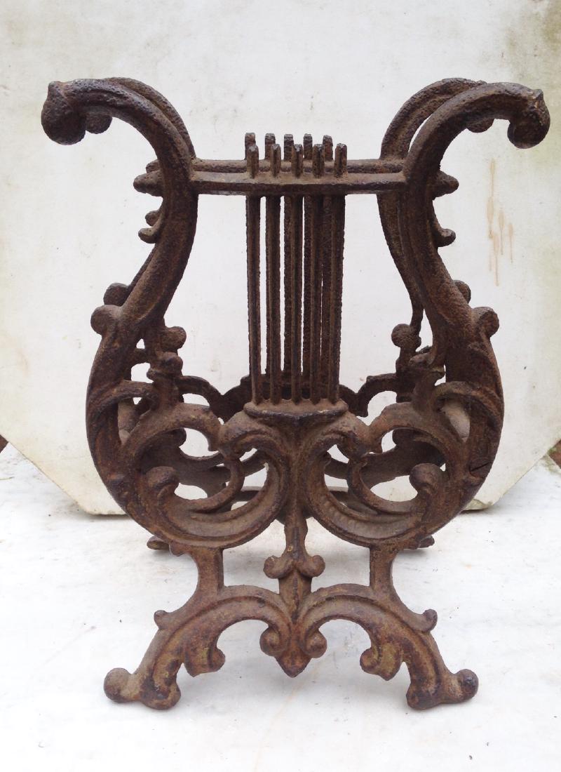 19th Century Cast Iron Lyre Shaped Sheet Music Holder (1 of 8)