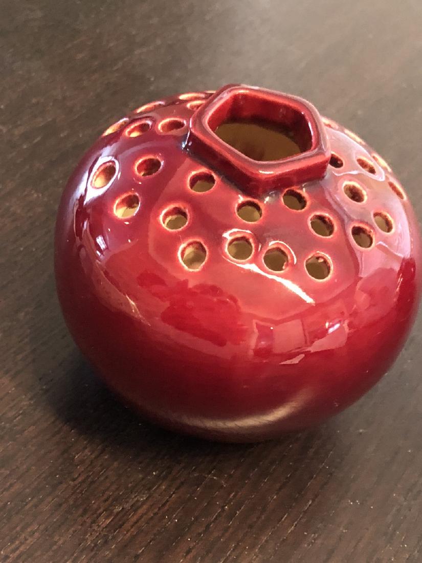 Kellogg hand made vase with rich ruby glaze (1 of 2)