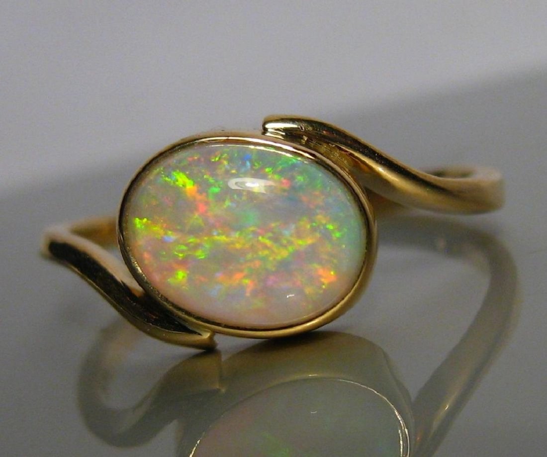 18k Gold Australian Opal Ring, 1.98ct (1 of 4)