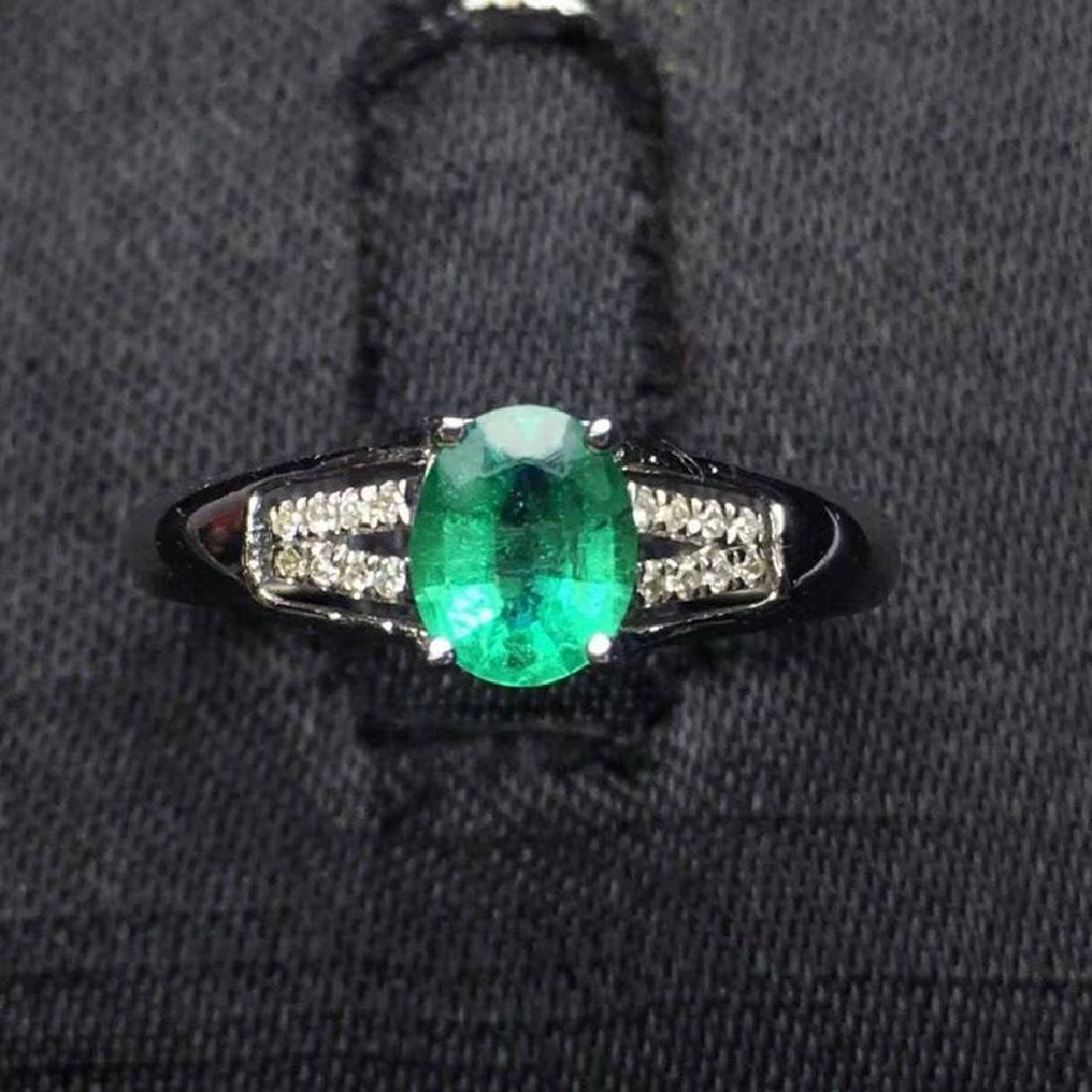 0.75ct Emerald Ring in 18kt White Gold (1 of 9)