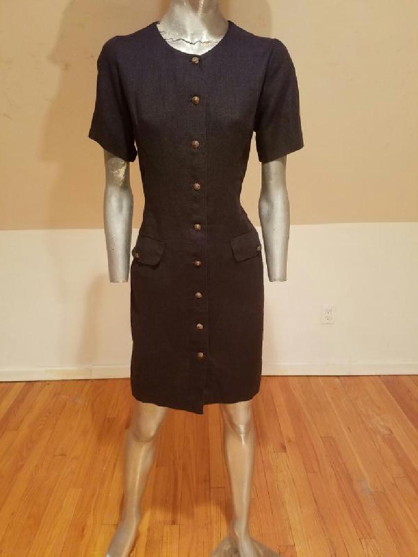 Vtg GUY LAROCHE Paris navy blue Linen dress brass: A Beauty from the late 1970's Guy Laroche Paris . Navy blue linen button front look with front pockets adorned with brassy buttons. Very classic and chic. Very collectible Bust-36-38" Waist-33-34" Hip