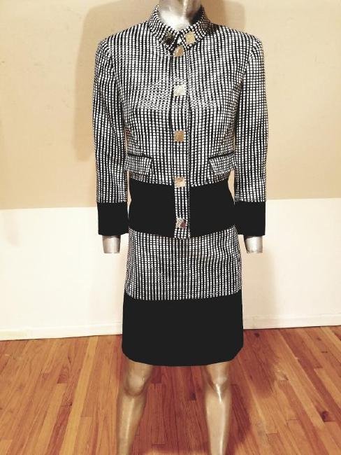 Versace Collection Blk/Wht Ensemble Medusa head metal (1 of 10)