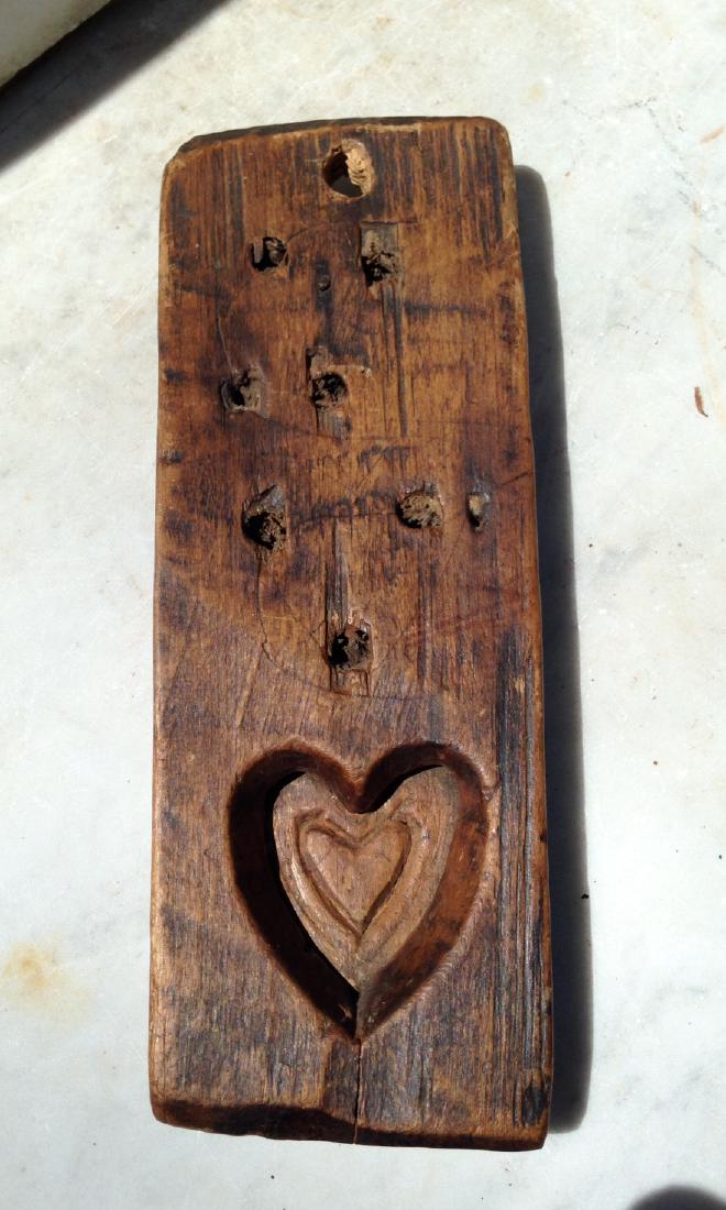 Late 19thc American folk art carved wooden heart mold. (1 of 6)