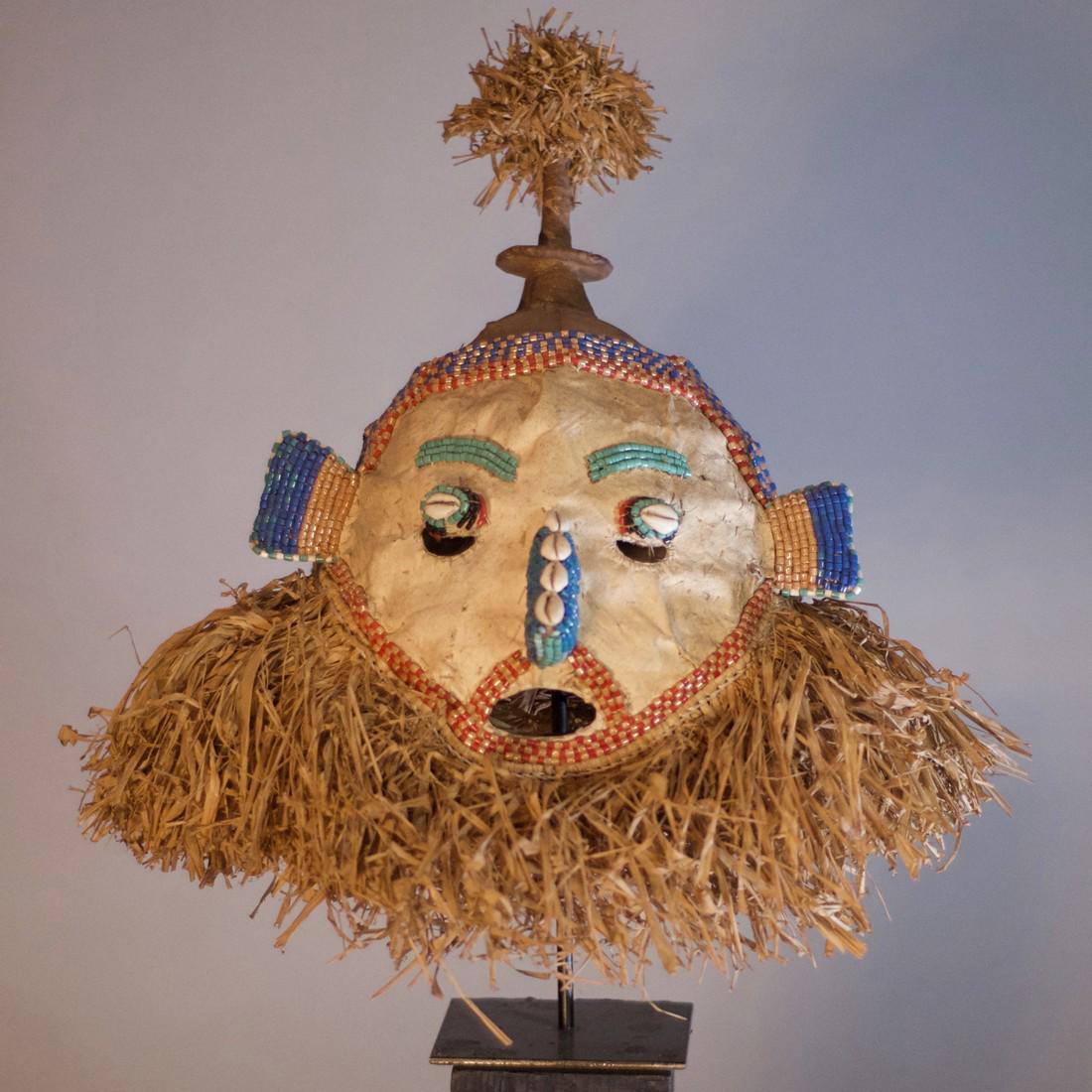 Kuba Royal Mwaash Ambooy Mask (1 of 15)