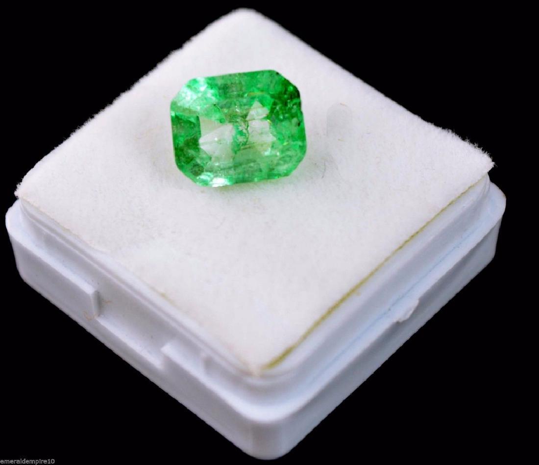 5.55 CT Natural green Emerald IGL certified (1 of 3)