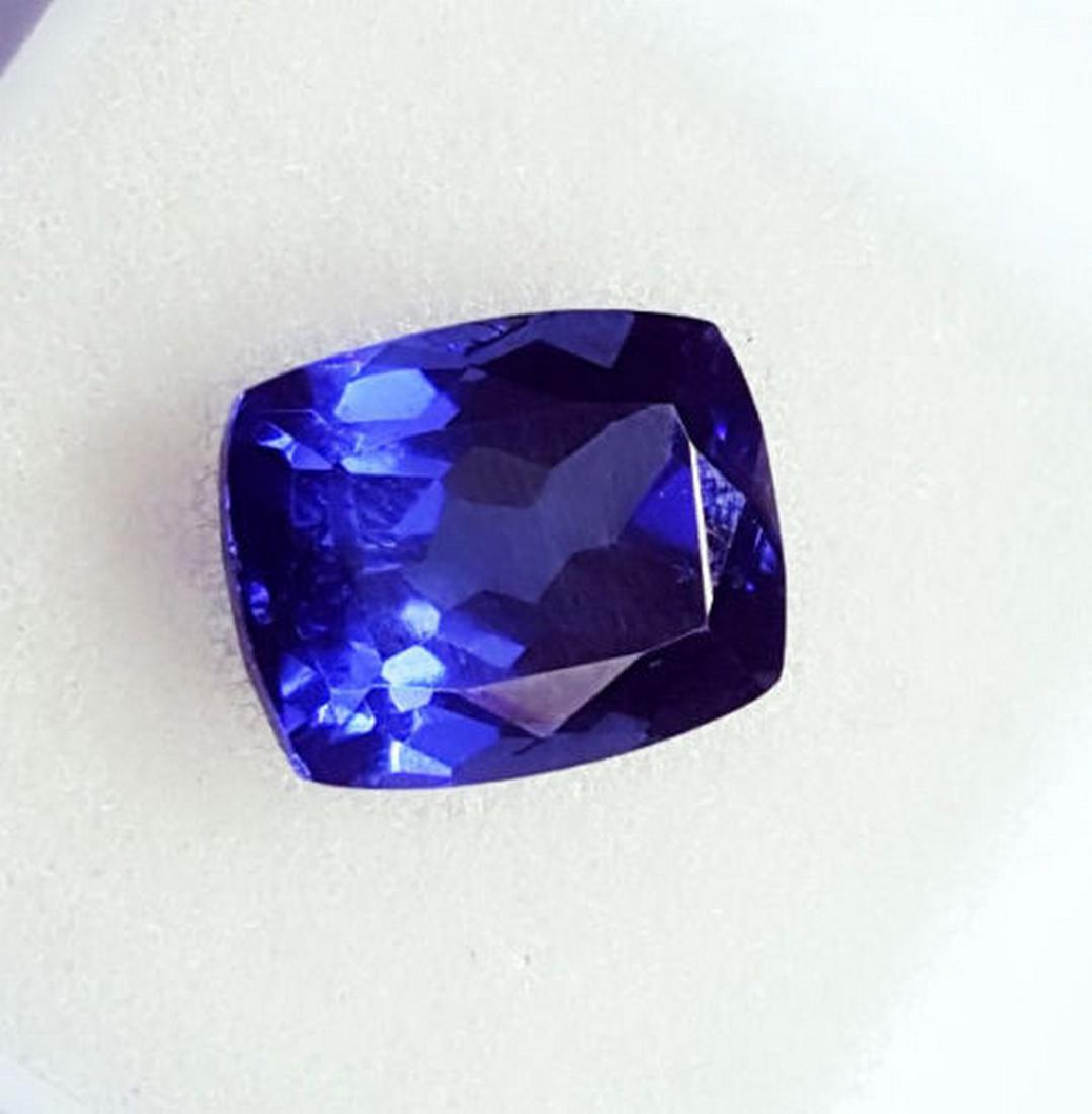 7.87 Ct Natural Tanzanite Certified GGL (1 of 4)