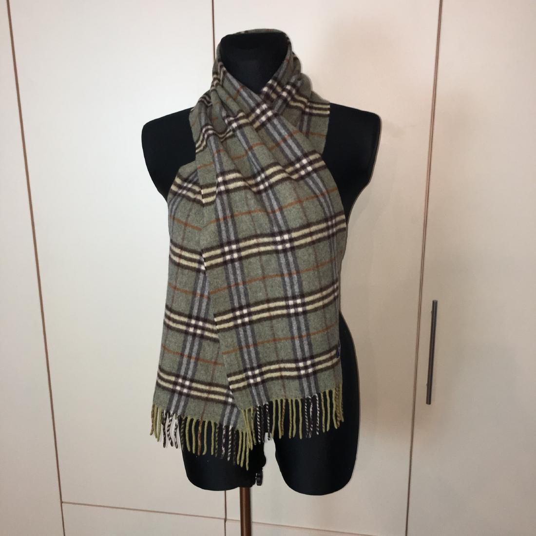 Burberry 100% Lambswool Khaki Nova Check Scarf (1 of 6)