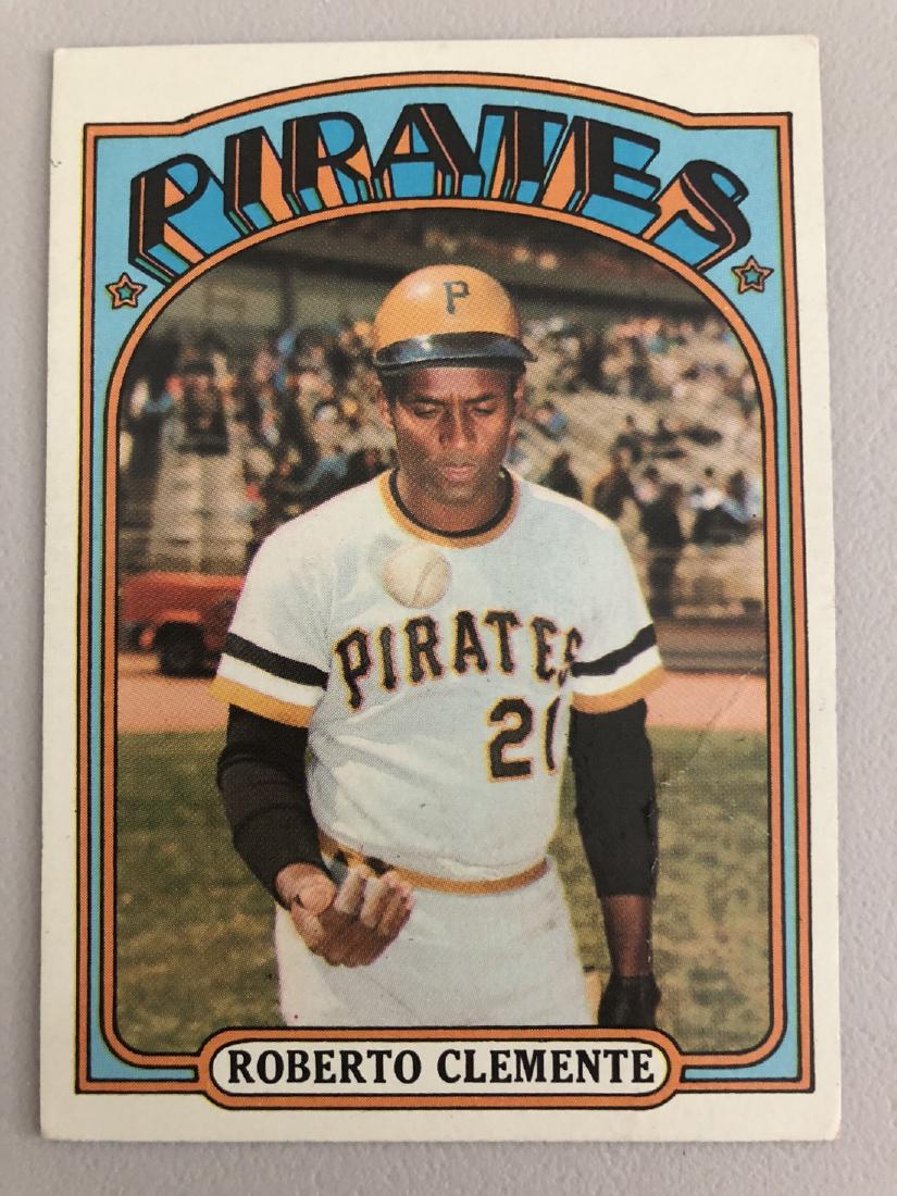 1972 Topps #299 Hank Aaron Beckett Value $40 (1 of 2)