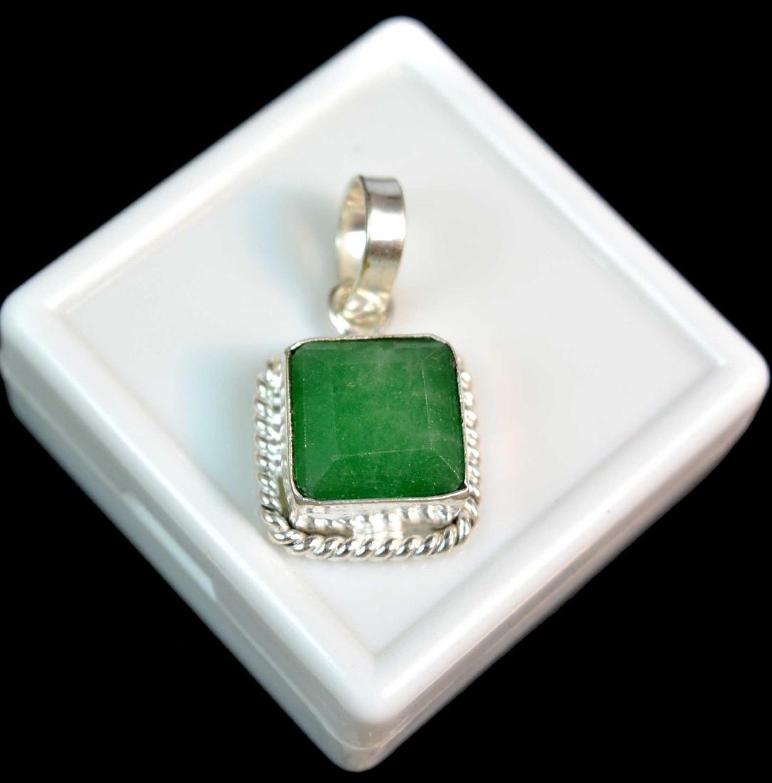 13.40 Ct Natural Emerald Sterling Silver Pendant (1 of 2)